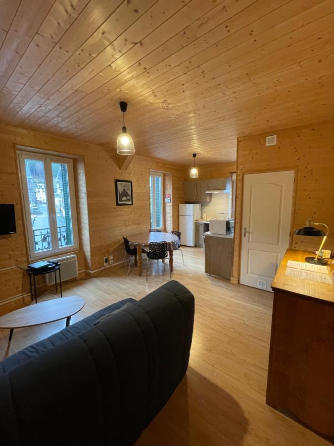 Appt Lumineux Centre Ville Du Mont Dore Vue Sancy Bagian luar foto
